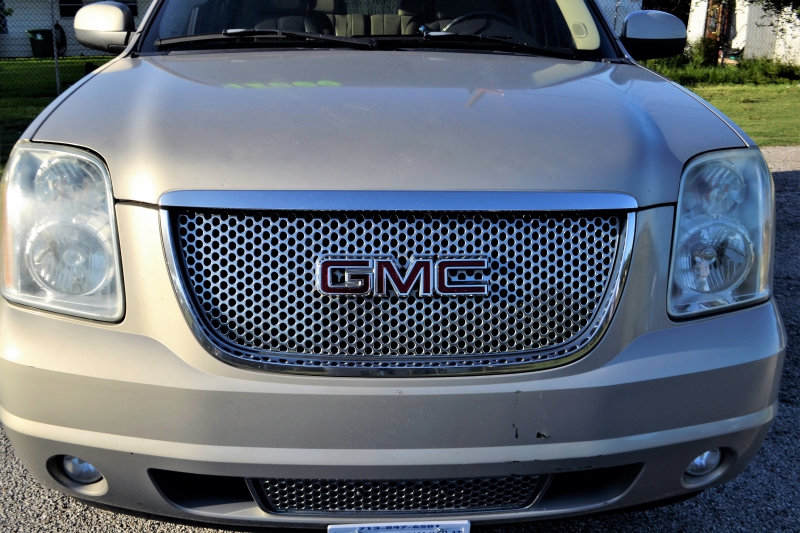 concession-auto-GASSIN-min_gmc-yukon-truck-grill-2828425